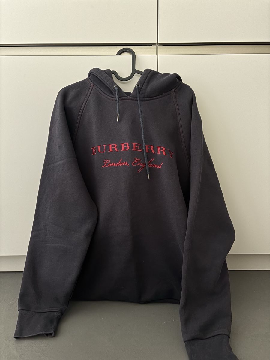Burberry Pullover & Sweatshirts: Orginaler Burberry Pullover – Gebraucht aus Jona von ali_w2qr