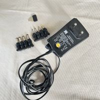 Netzteil mit Adaptern 3-12V 1.5A 18VA 350mA on