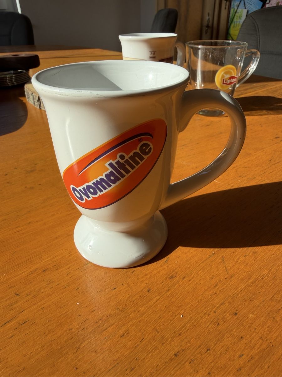 Ovomaltine Tasses: Ovomaltinetasse 9Stk. – D'occasion à Vordemwald par mic_262p