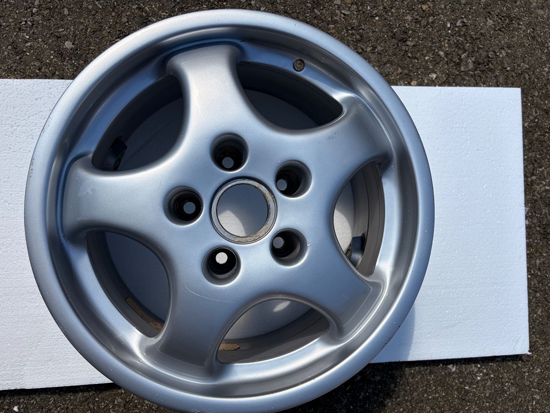 Porsche Felgen: Porsche 928 GTS Original CUP I Felgen 17 Zoll – 4 Stück – Gebraucht aus Altendorf von Gattik 4