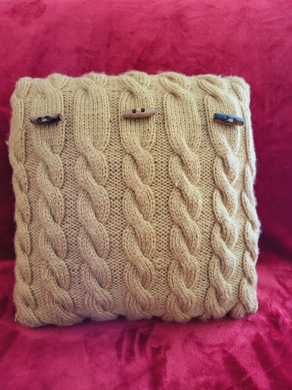 Cuscini: Kissen, handgestrickt – Usato da Waltenschwil venduto da creativeline