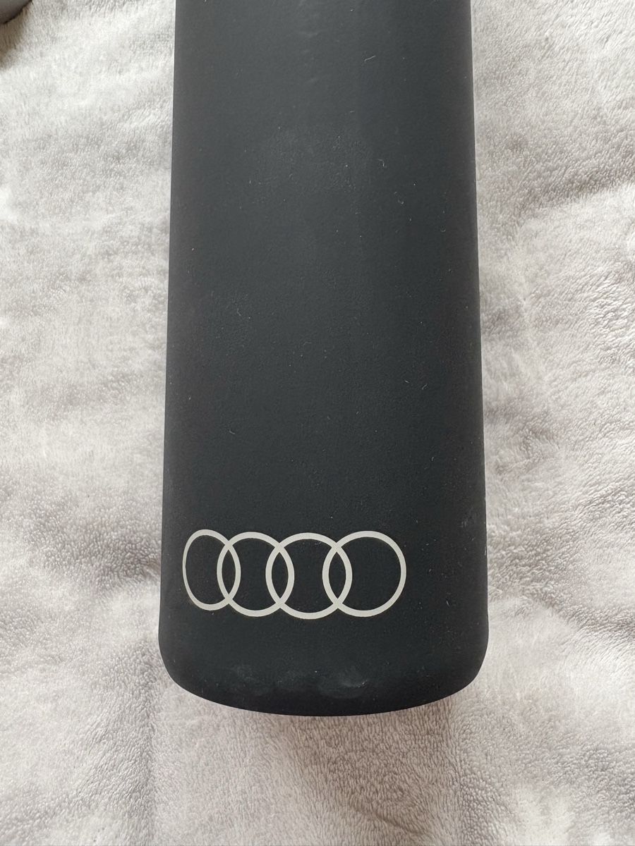 Borracce & Thermos: AUDI Trinkflaschen 1l Glas – Nuovo e nell'imballaggio originale da Schaffhausen venduto da Flellyti 2