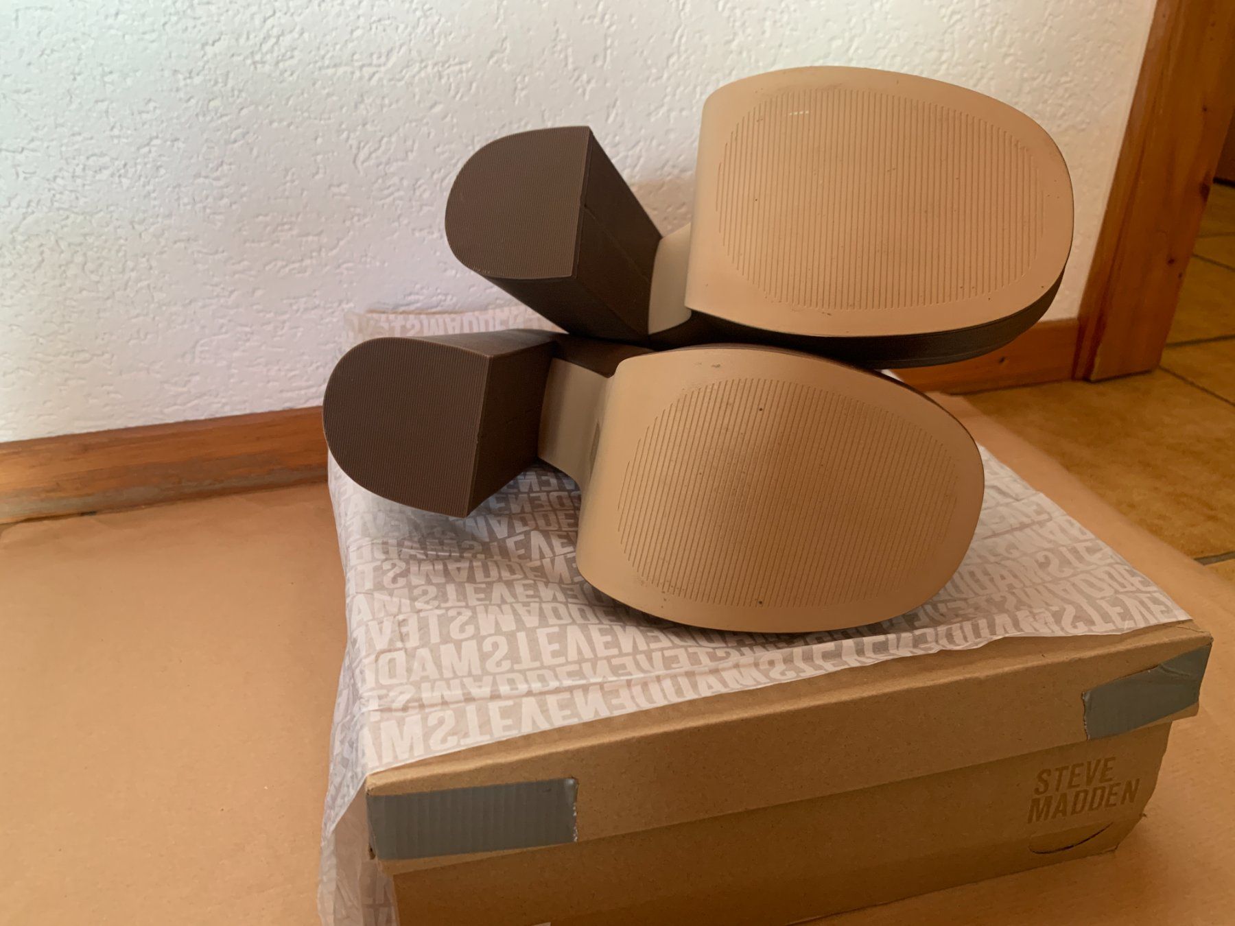 Steve Madden Scarpe da donna: Steve Madden Cypress Boots Taille 39 – Nuovo (secondo la descrizione) da Chalais venduto da Decoarts.art 2