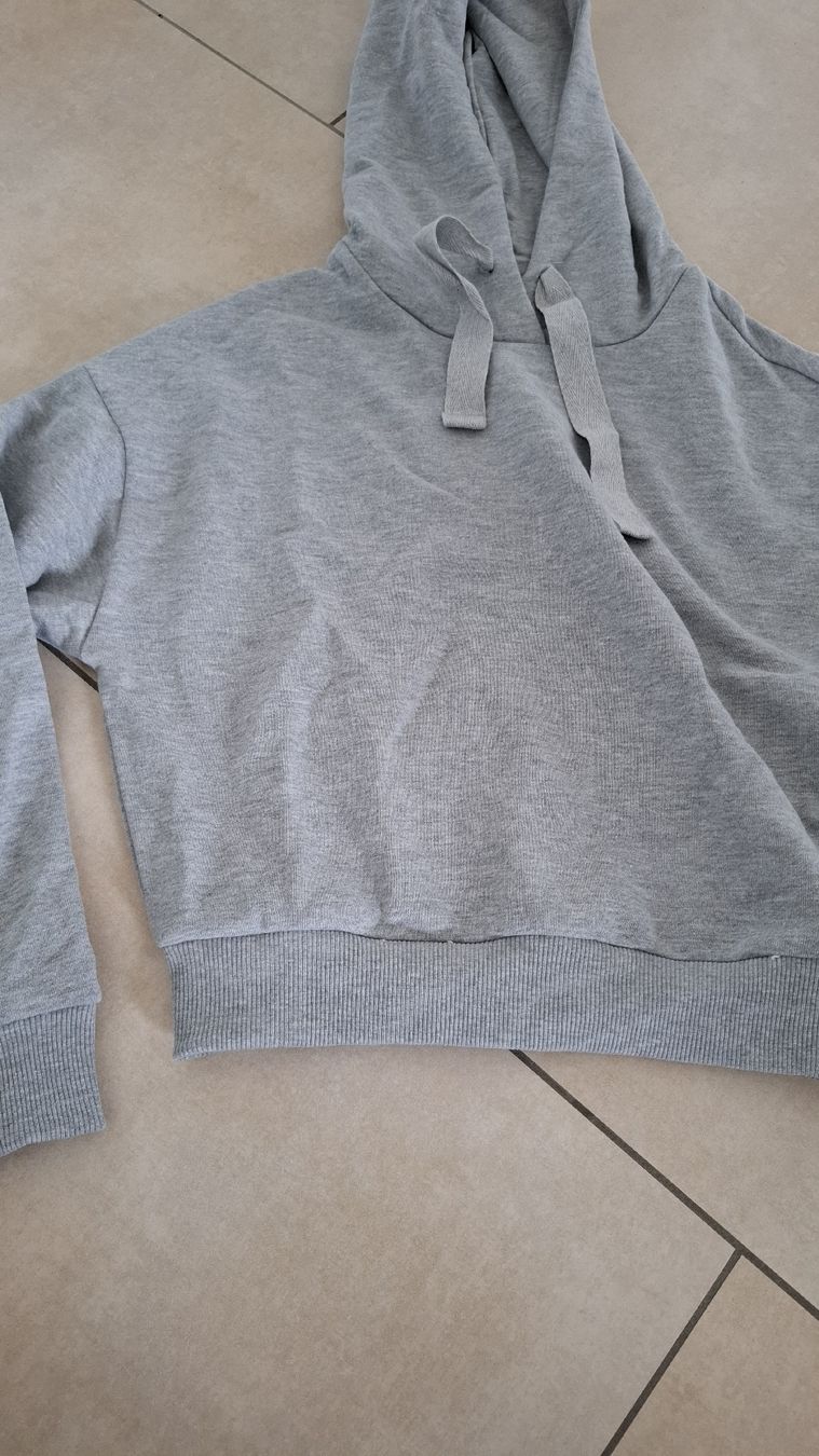 Maglioni & Felpe: Kapuzenpullover - Grösse XXS – Nuovo e nell'imballaggio originale da Rickenbach b. Wil venduto da VeryLovelyThings 3