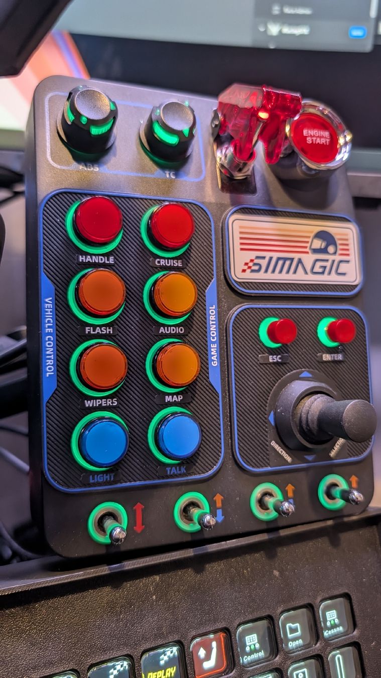 Systèmes de contrôle: pxn Button Box Game Control – D'occasion à Zürich par gil_5rkk 2