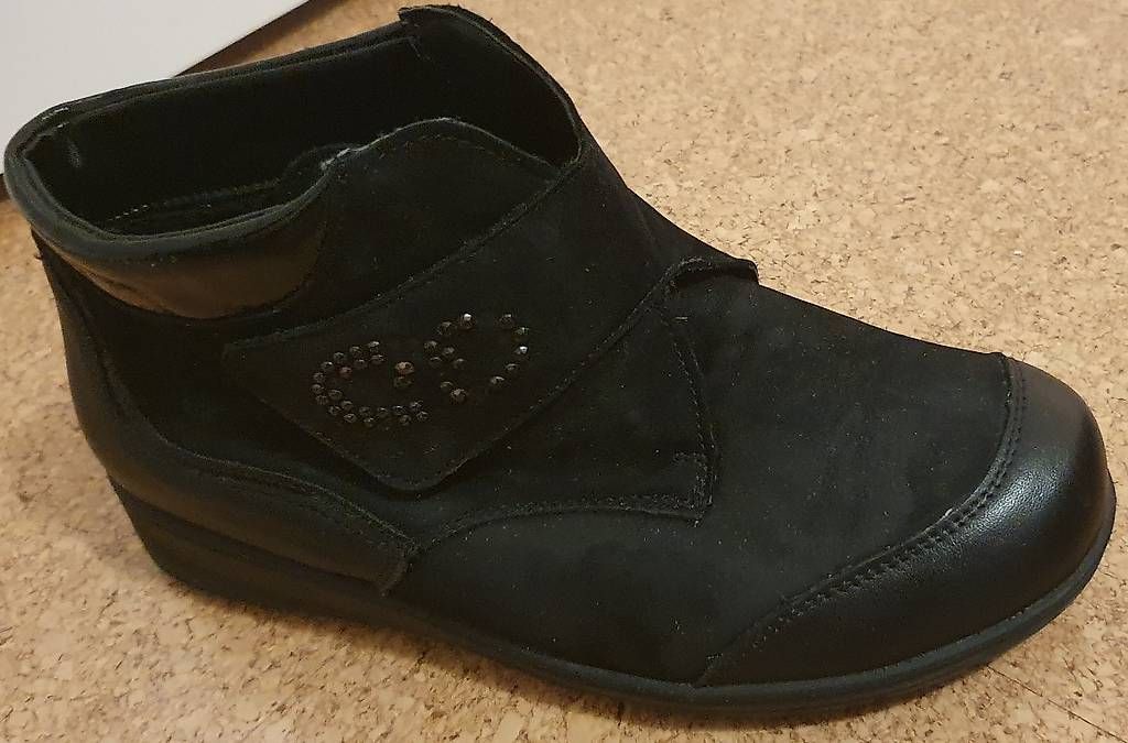 Scarpe da donna: Waldläufer warme Stiefelette – Nuovo (secondo la descrizione) da Unterentfelden venduto da LookoutMt