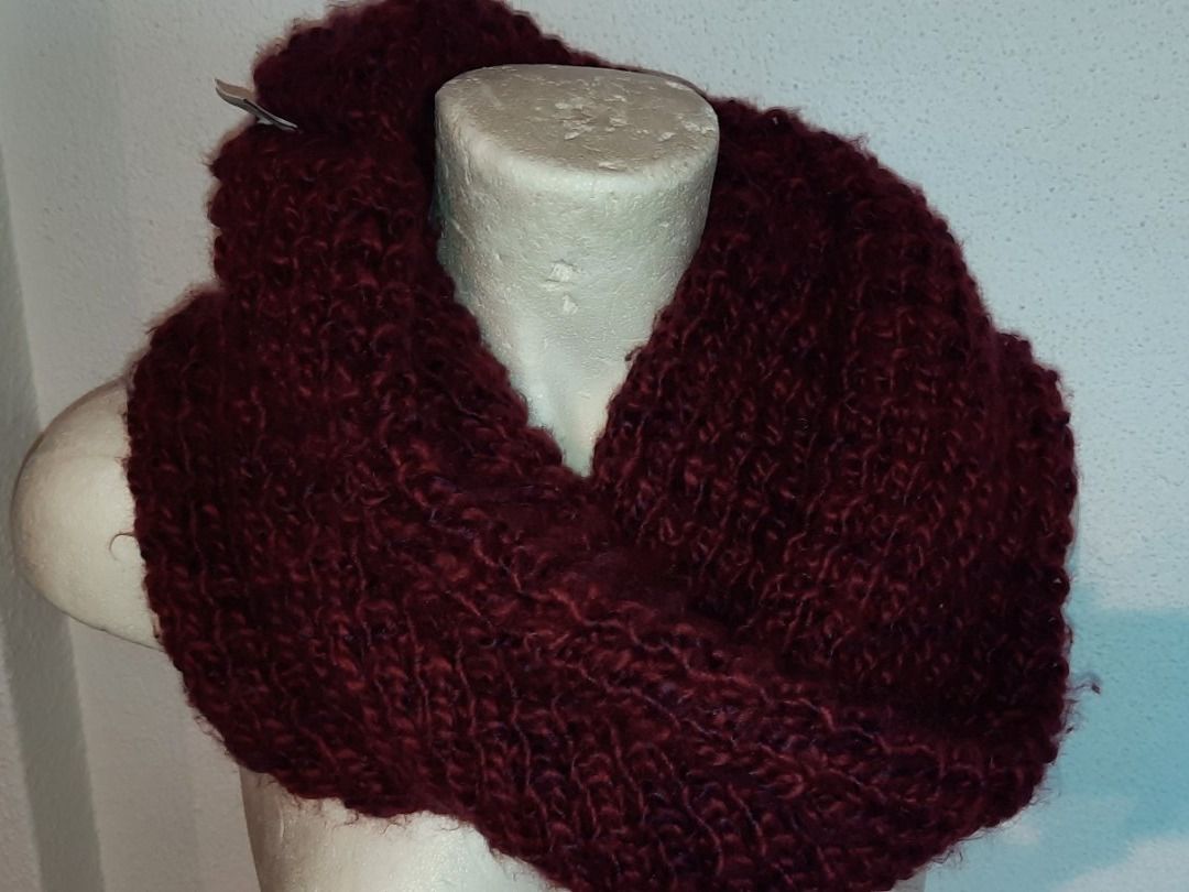 S.Oliver Lotti di vestiti: ***S. OLIVER*** Winterset, Kappe&Schal rot – Usato da Wädenswil venduto da H2H_Secondhandshop 4