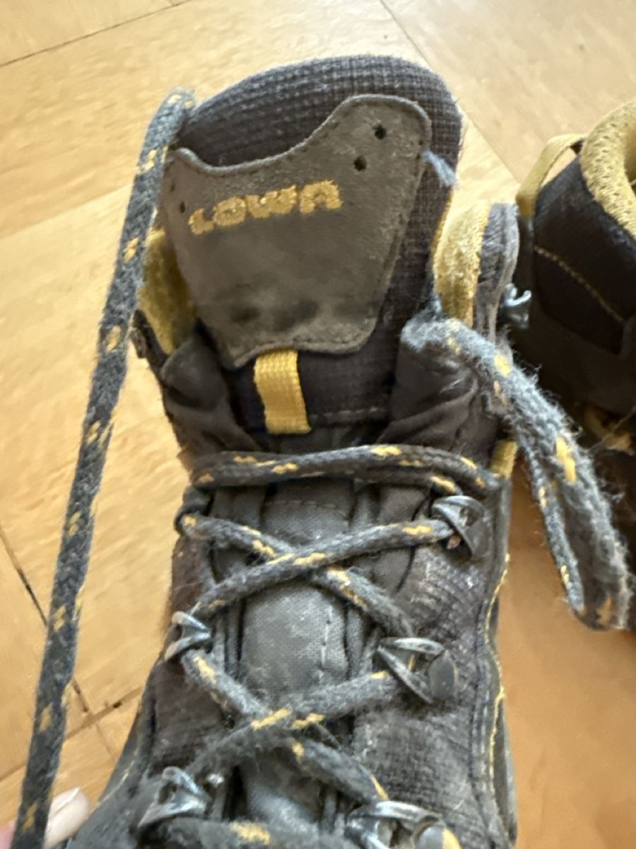 Lowa Scarpe per ragazzi: Wanderschuhe Gr. 25 – Usato da Zürich venduto da cinnamonis 4