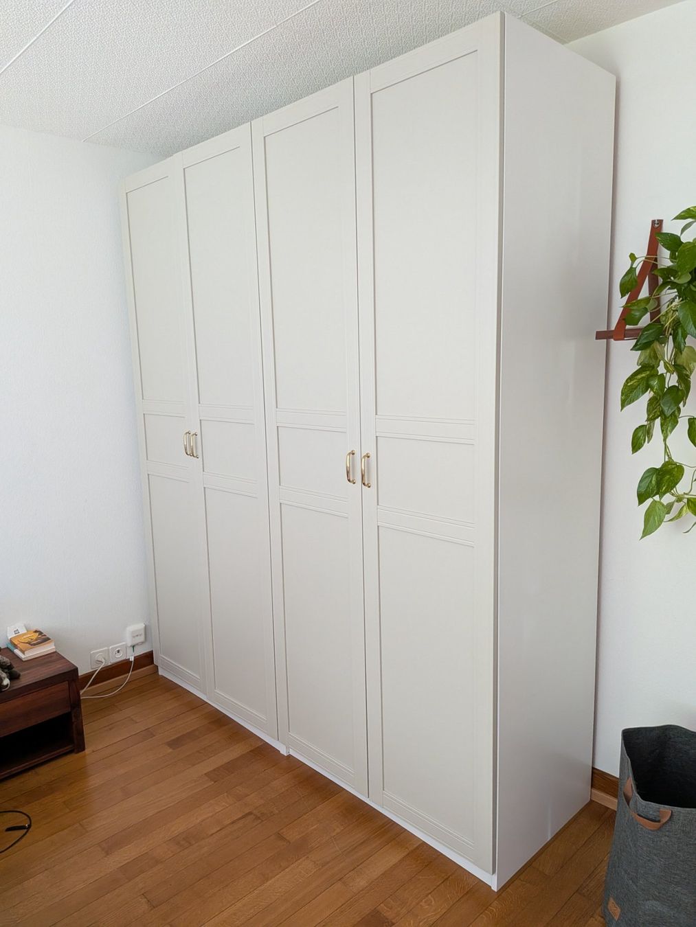 Ikea Armadi: IKEA Kleiderschrank – Usato da Luzern venduto da Swetnova
