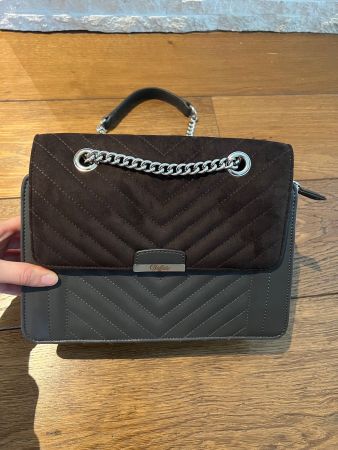 Neue Buffalo Tasche
