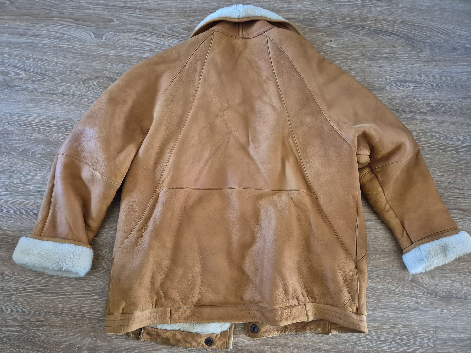 Mäntel: Vintage Shearling Lined Leather Coat Size 40 - Winter – Gebraucht aus Zürich von sha_rxc8 1