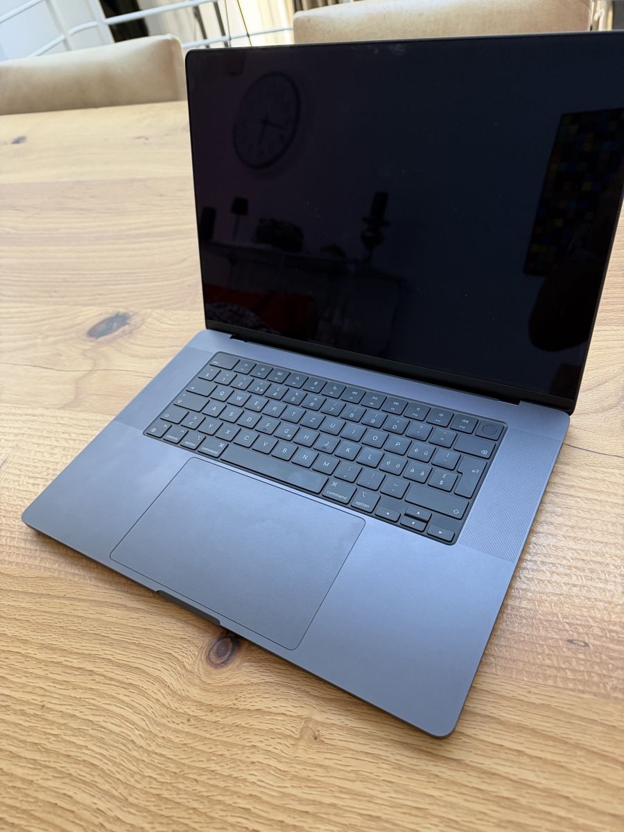 Apple Notebooks: Macbook Pro 16“ 2023  – Gebraucht aus Rothrist von Ch_wullschleger 3