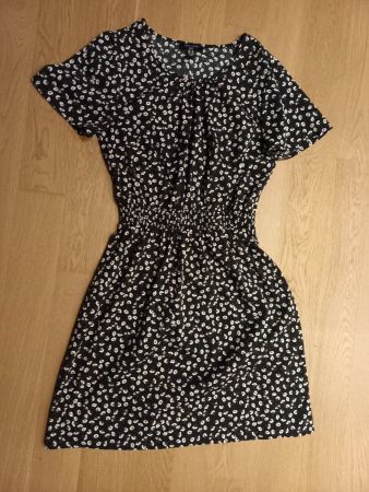 Sommerkleid mit Blumenprint Gr. 40