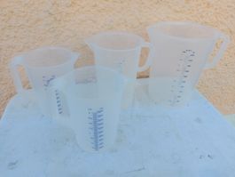 Messbecher Kunststoffe 4er Set verschiedene Groessen