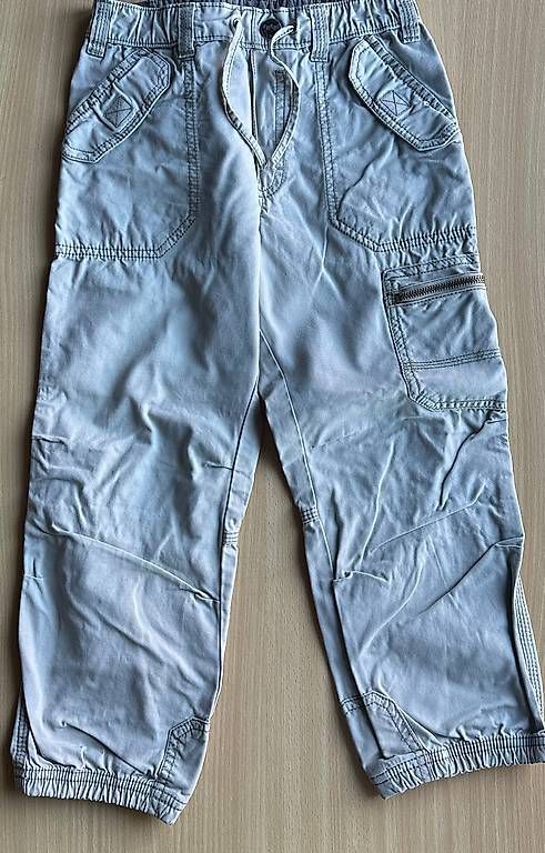 Pantaloni: Hose H&M 116 – Usato da Fehren venduto da Flugzeug1177