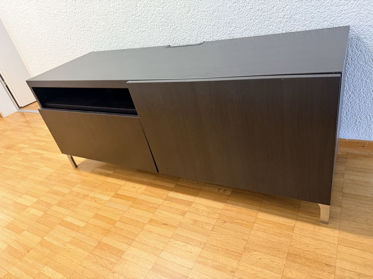 Ikea Mobili TV: Dunkelbrauner TV-Schrank – Usato da Wettingen venduto da gpa_72gx