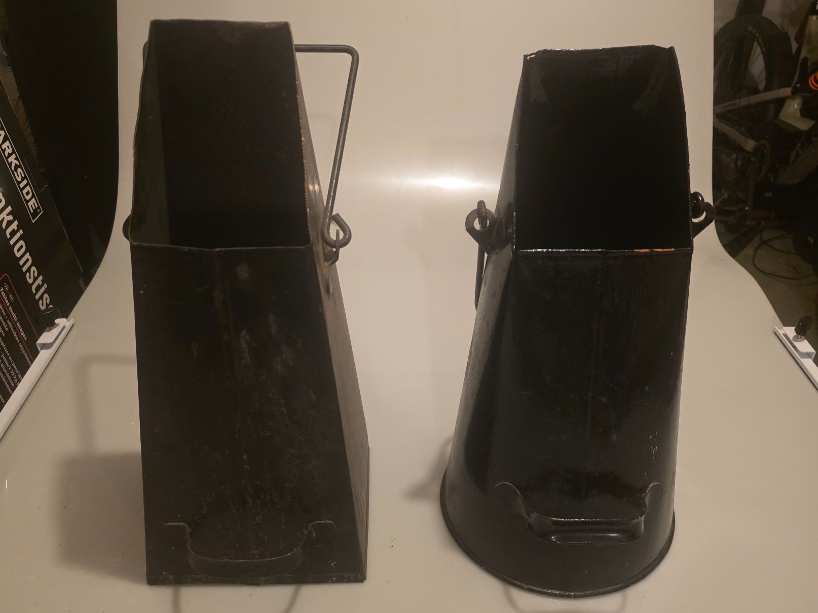 Altro per la casa: 2 seau a cendres et charbon - fer forgé – Usato da Jouxtens-Mézery venduto da ger_hpd5