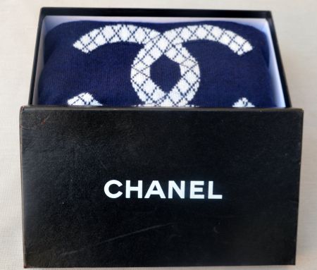 Chanel Schal / châle 74 x 220 cm