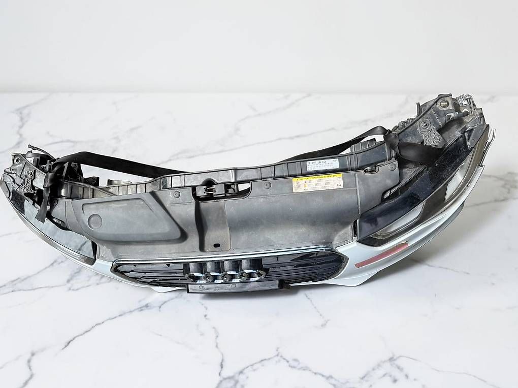 Tutti pezzi di ricambio auto: Audi A5 B8 2011 - 2016 Frontpaket – Usato da Safenwil venduto da Optimec_GmbH 2