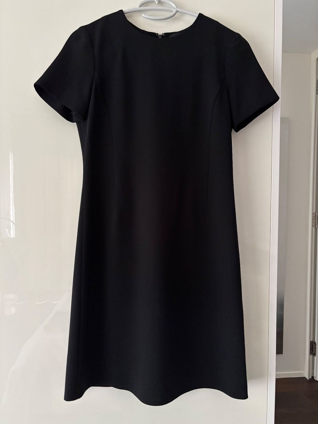Theory Kleider: Robe THEORY - taille 34 en crepe noire – Gebraucht aus Wollerau von Dolder23 1