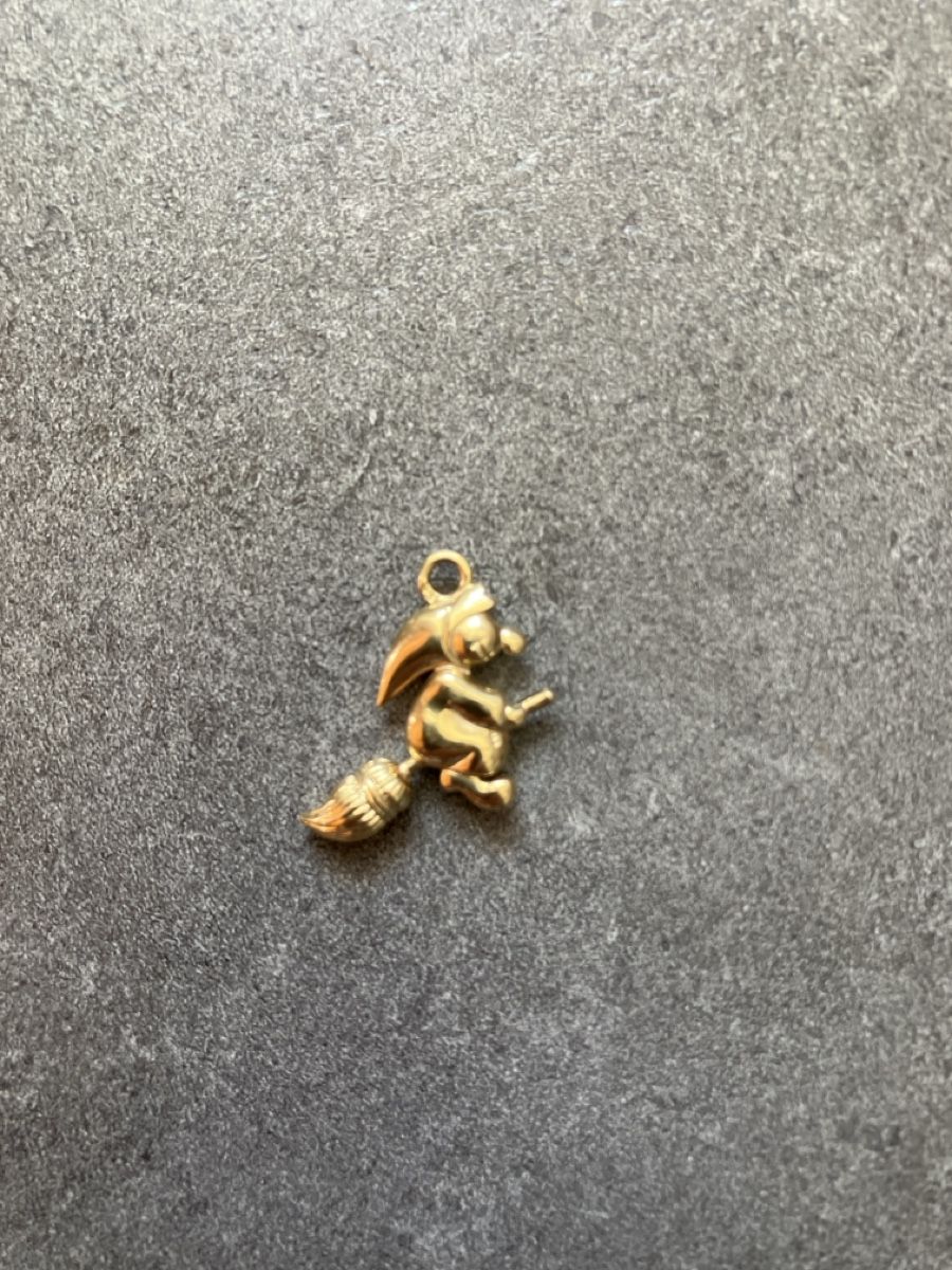 Ciondoli: Goldener Hexen-Anhänger  Modeschmuck – Usato da Aathal-Seegräben venduto da Butterflynati 1