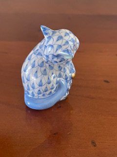 Herend Statuette: Katze Porzellanfigur Herend hellblau – Usato da Muri b. Bern venduto da dan_ss82 1