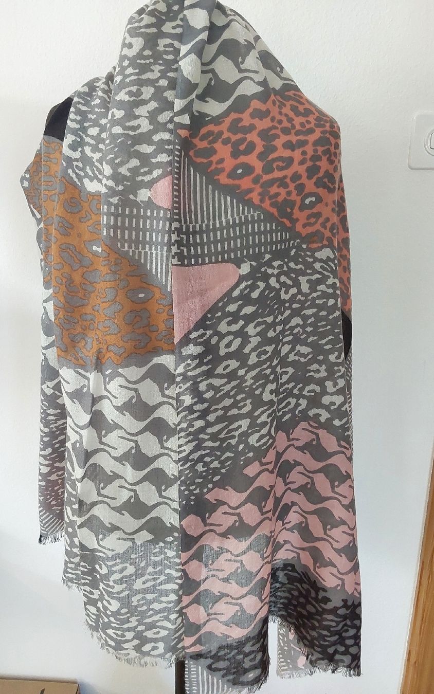 Foulards & écharpes: Schal COMFY Wool Australien Wolle – Neuf (Voir description) à Köniz par scopello12 1