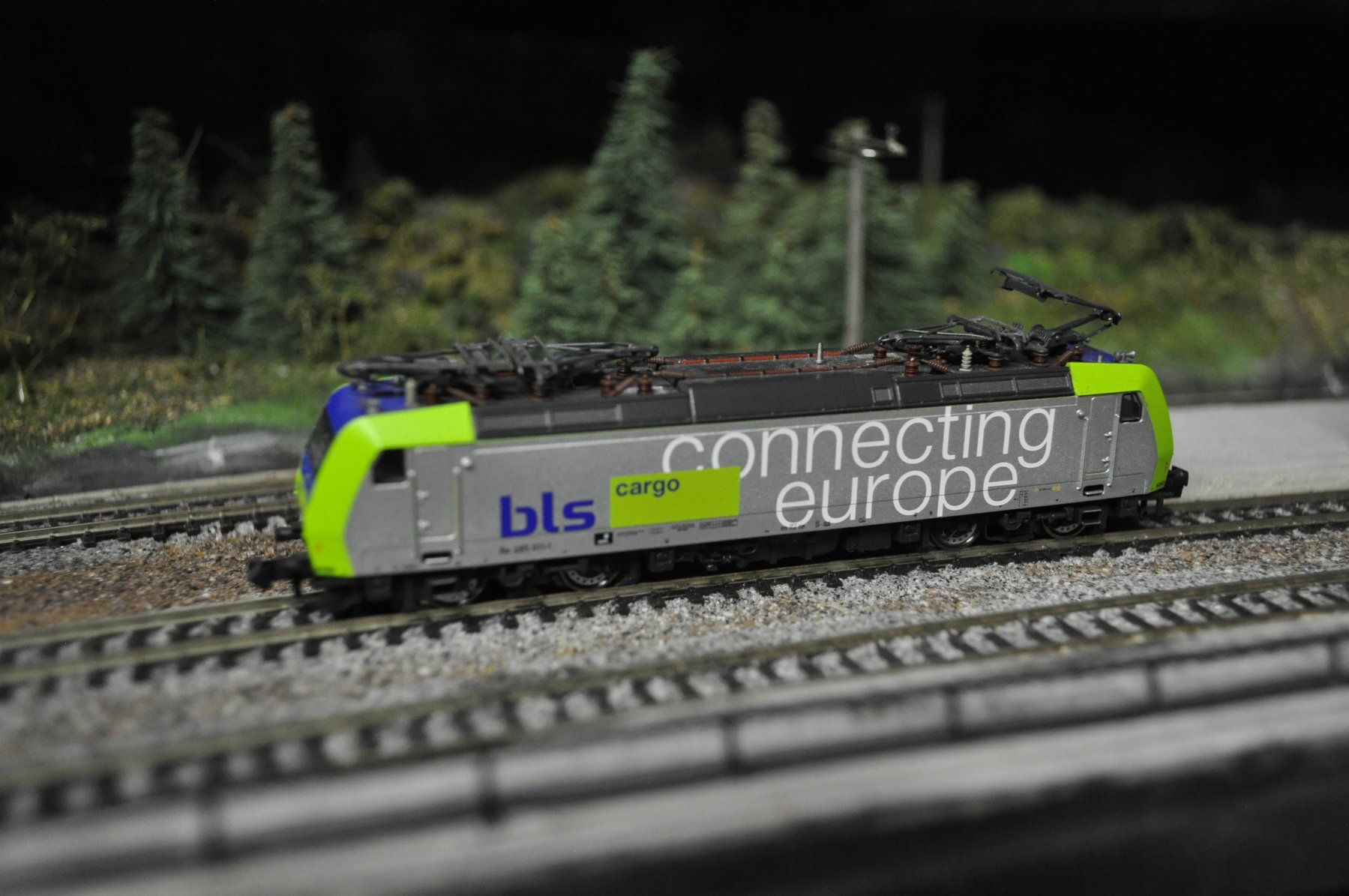 Fleischmann Modelleisenbahnen: BLS 485 011 von Fleischmann – Gebraucht aus Lauerz von erevum91 1
