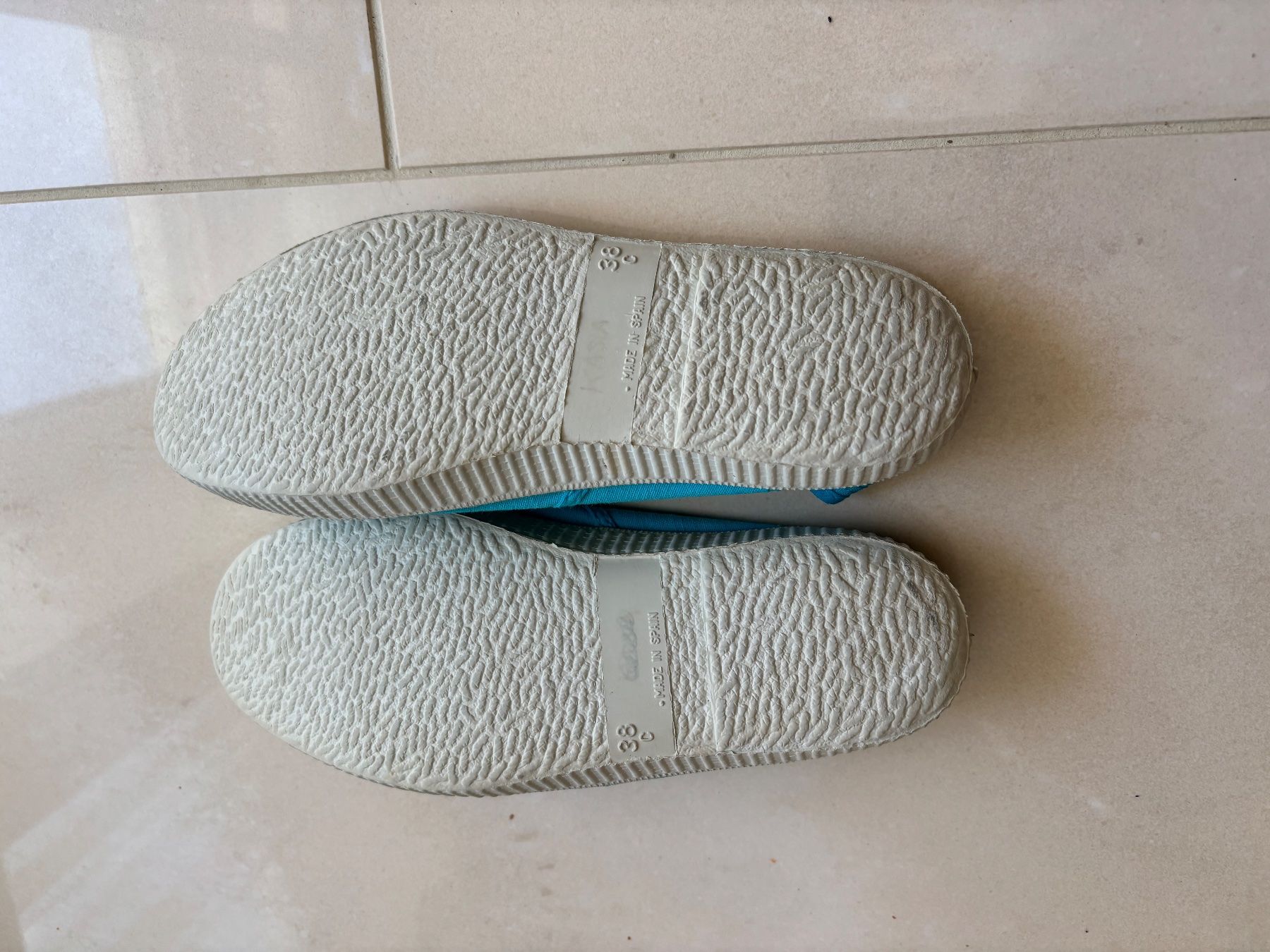 Scarpe da donna: Cienta Baskets été turquoise, 37/38 état neuf – Nuovo (secondo la descrizione) da Chêne-Bougeries venduto da Luke17 3