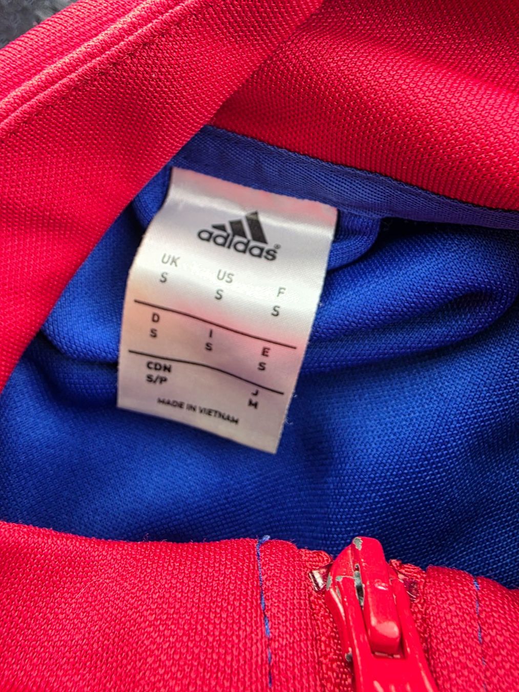 Adidas Giacche: FC BASEL FCB JACKE – Usato da Lüchingen venduto da Jersey_Time 3