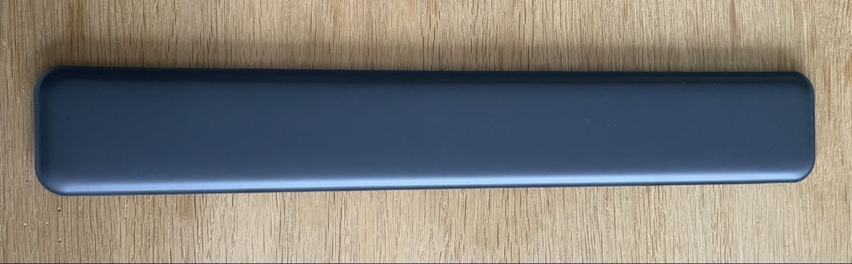 Logitech Tastiere: Handballenauflage MX Palm Rest von Logitech – Nuovo (secondo la descrizione) da Horw venduto da Spi8992
