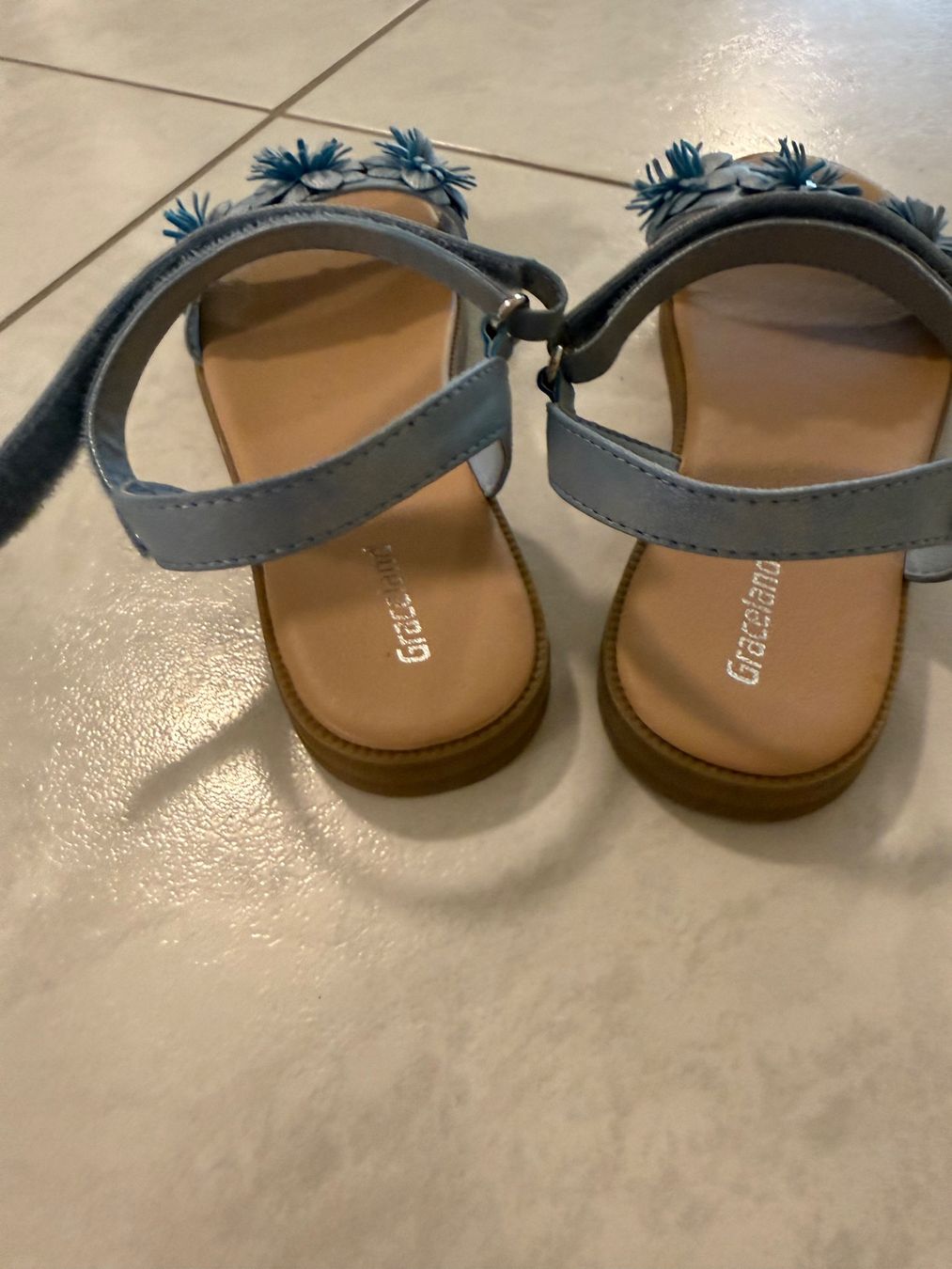 Graceland Schuhe für Mädchen: Sandale Graceland  hellblau Grösse 35 – Gebraucht aus Pfäffikon SZ von Syndrome379 3