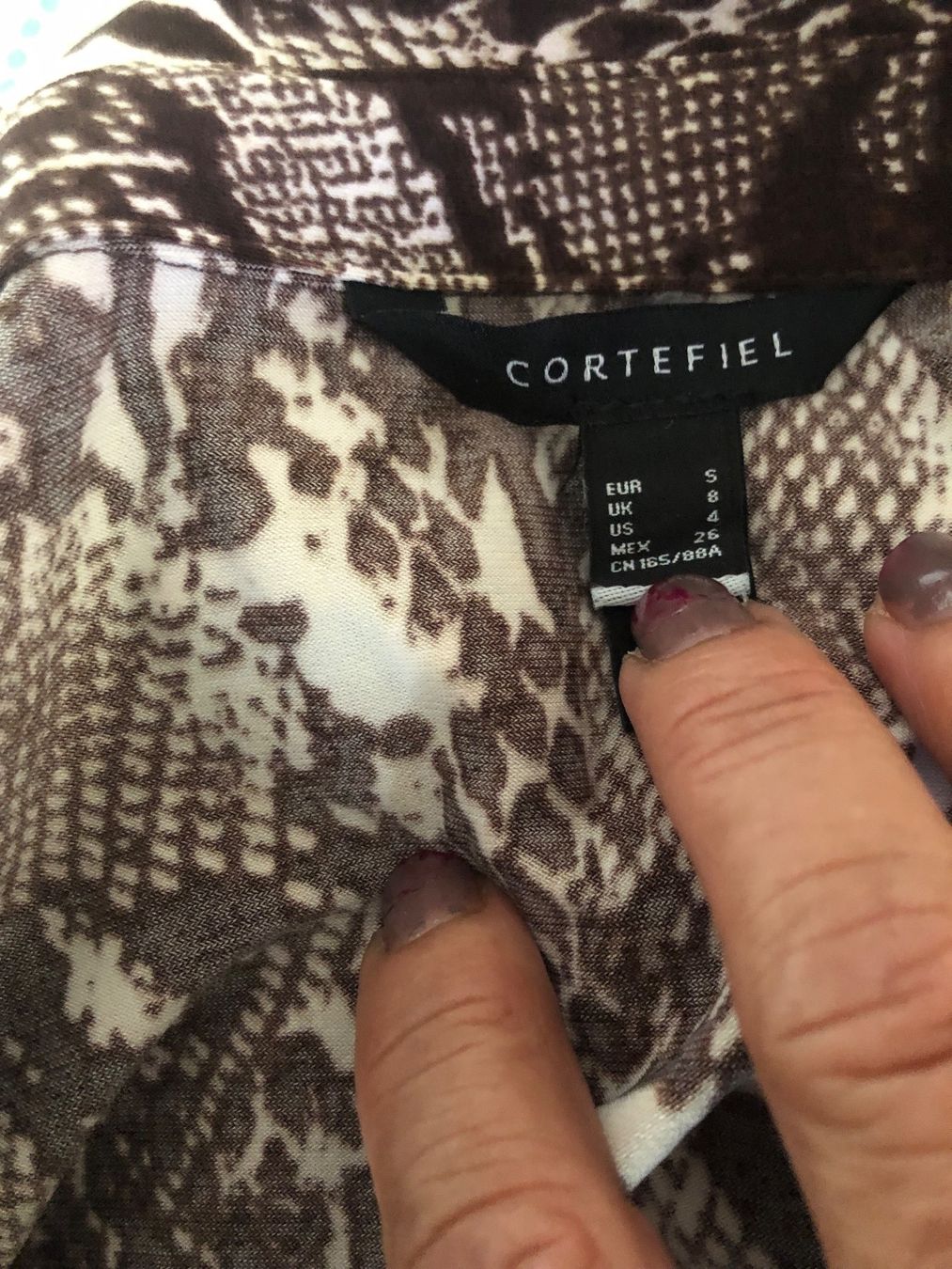 Vestiti: CORTEFIEL KLEID – Usato da Zürich venduto da flo_7cvq 2