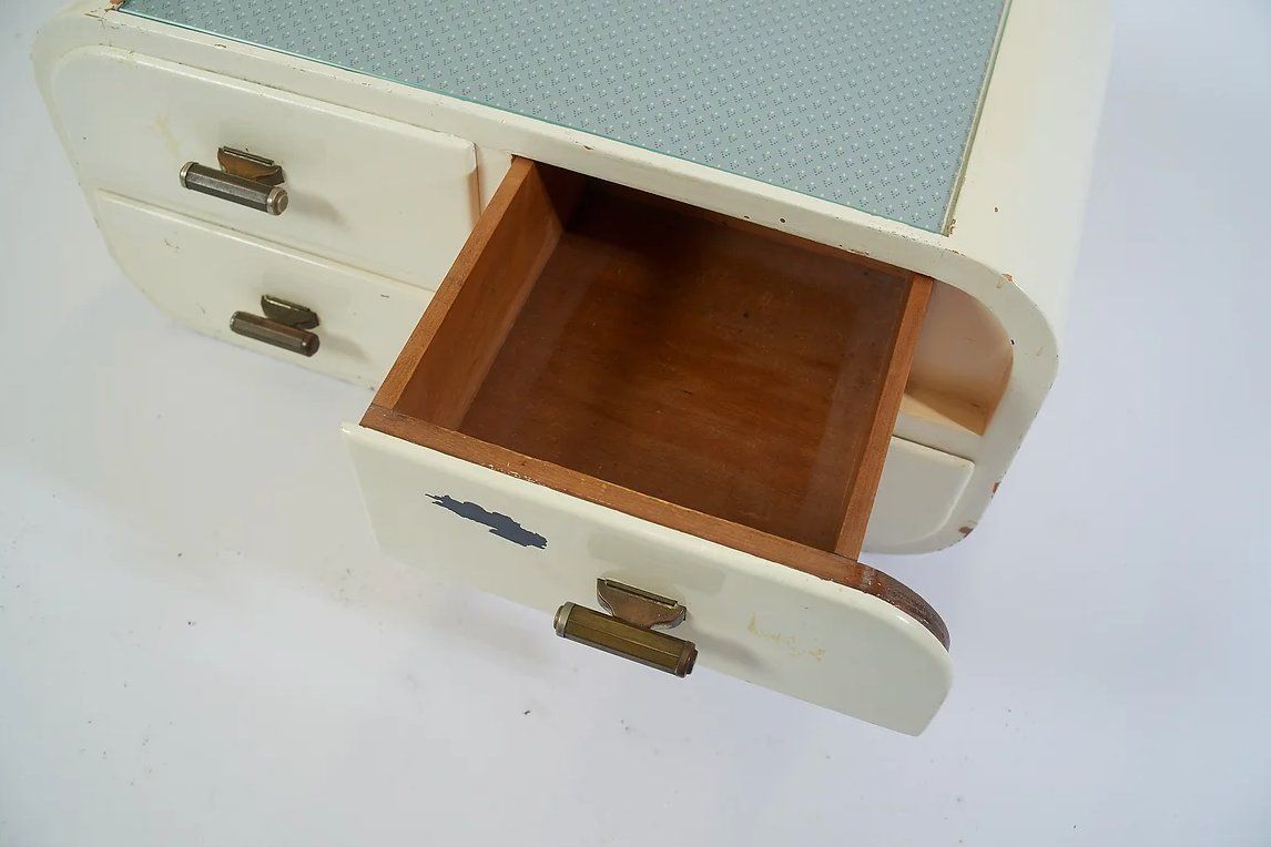 Tavoli da trucco: Kleines Schubladenmöbel Art Deco Schmuck oder Schminktisch – Usato da Zürich venduto da einszweidrei4