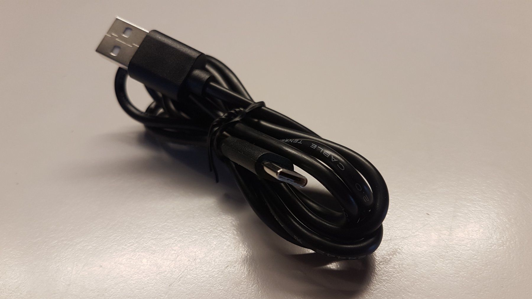 Caricabatterie: USB Ladegerät/Netzgerät, inkl. Kabel USB-C – Usato da Frauenfeld venduto da Tozz 3