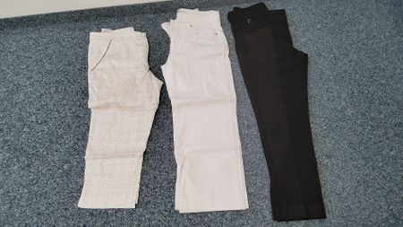 3 Hosen Damen Grösse 38/40 Beige Weiss Schwarz