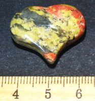 Deko – Heilsteine – R-126 - Unakit Herz – 25x20x12mm