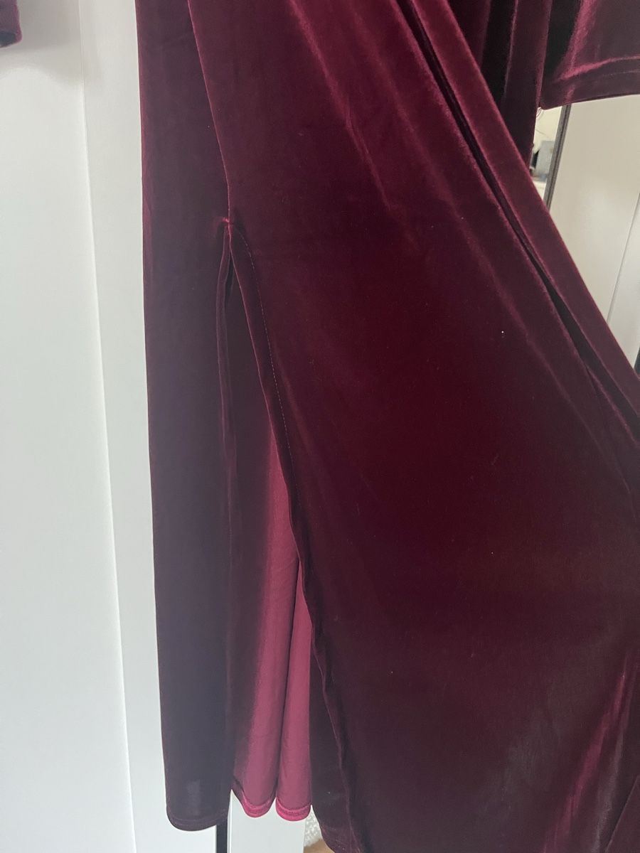 Kimono: Kaftan aus granatrotem Samt – Nuovo (secondo la descrizione) da Zürich venduto da gom_5p7n 4
