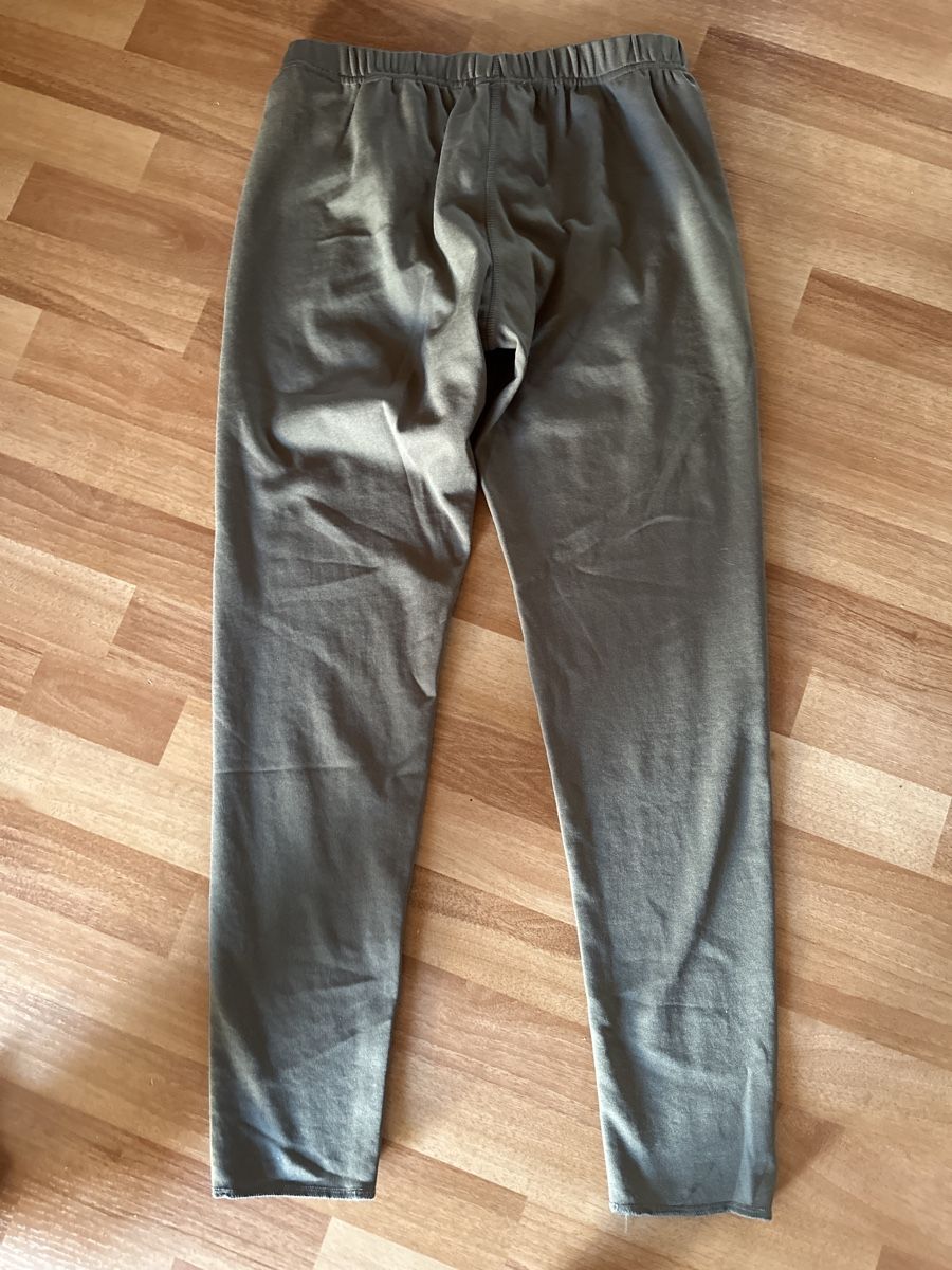 Sous-vêtements: Lange Unterhose Schweizer Armee, Grösse L, Khaki – D'occasion à St. Gallen par mai_2lcj 3