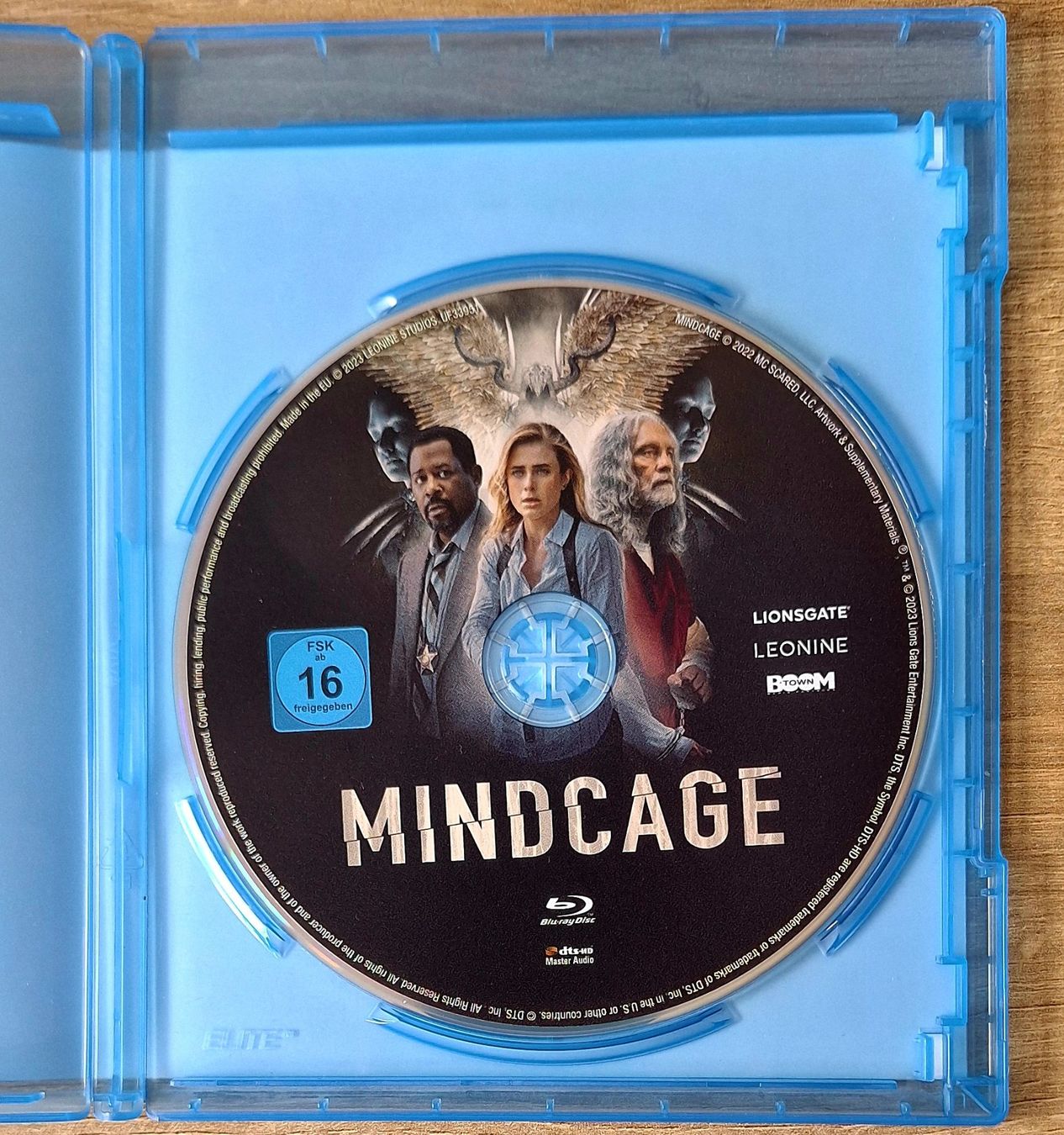 Tutti i DVDs: Mindcage – Usato da Schaffhausen venduto da Jerry711 2