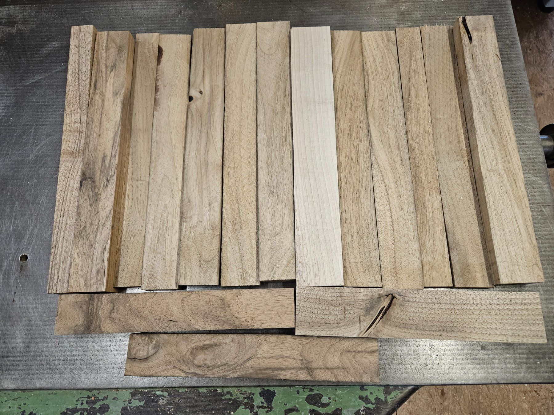 Articoli in legno: Nussbaum Holz – Nuovo (secondo la descrizione) da Schangnau venduto da egli6.2 5
