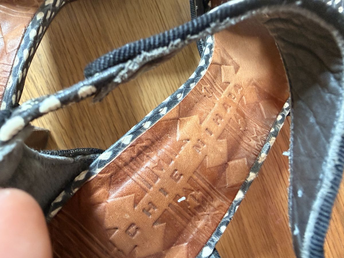 Chie Mihara Chaussures femmes: Schuhe Chie Mihara gr. 39 – D'occasion à Fraubrunnen par curly011 2