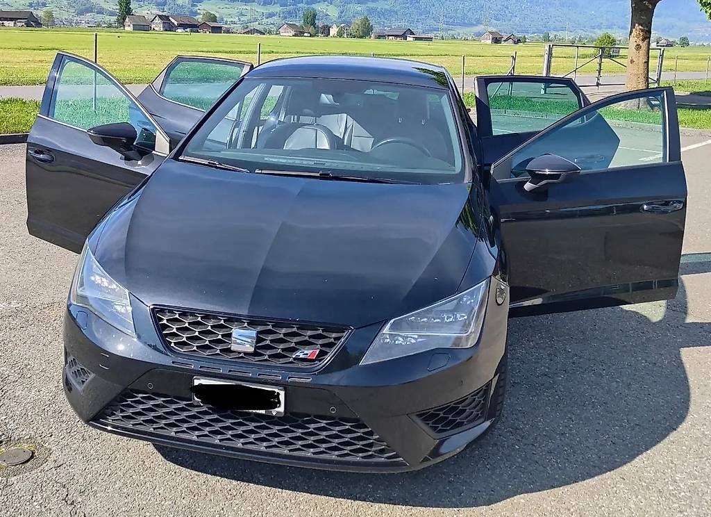 Automobili: SEAT Leon 2.0 TSI 280 Cupra DSG – Usato da Langenthal venduto da Goergens10 1