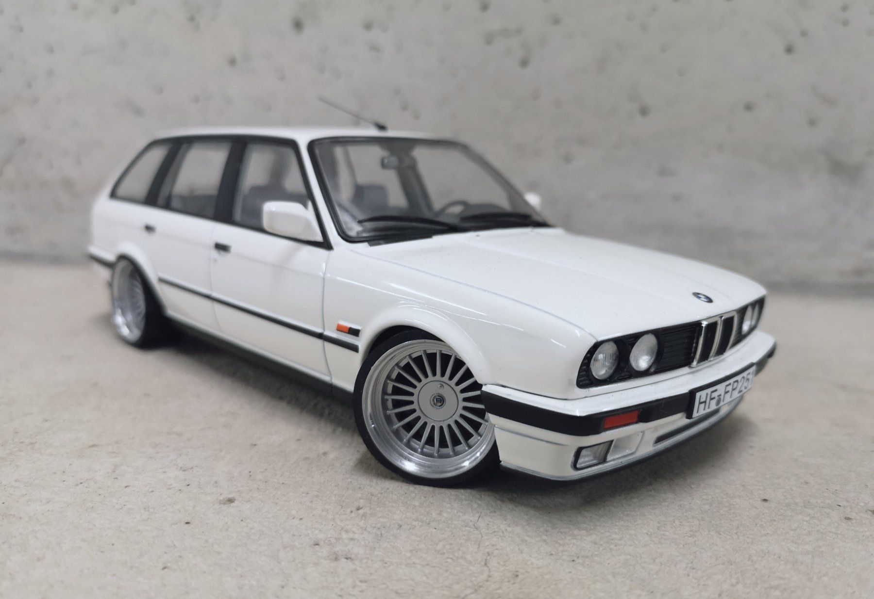 BMW Modellautos: 1:18 BMW 325i Touring Unikat – Neu (gemäss Beschreibung) aus Niederbipp von kevintifu20 2