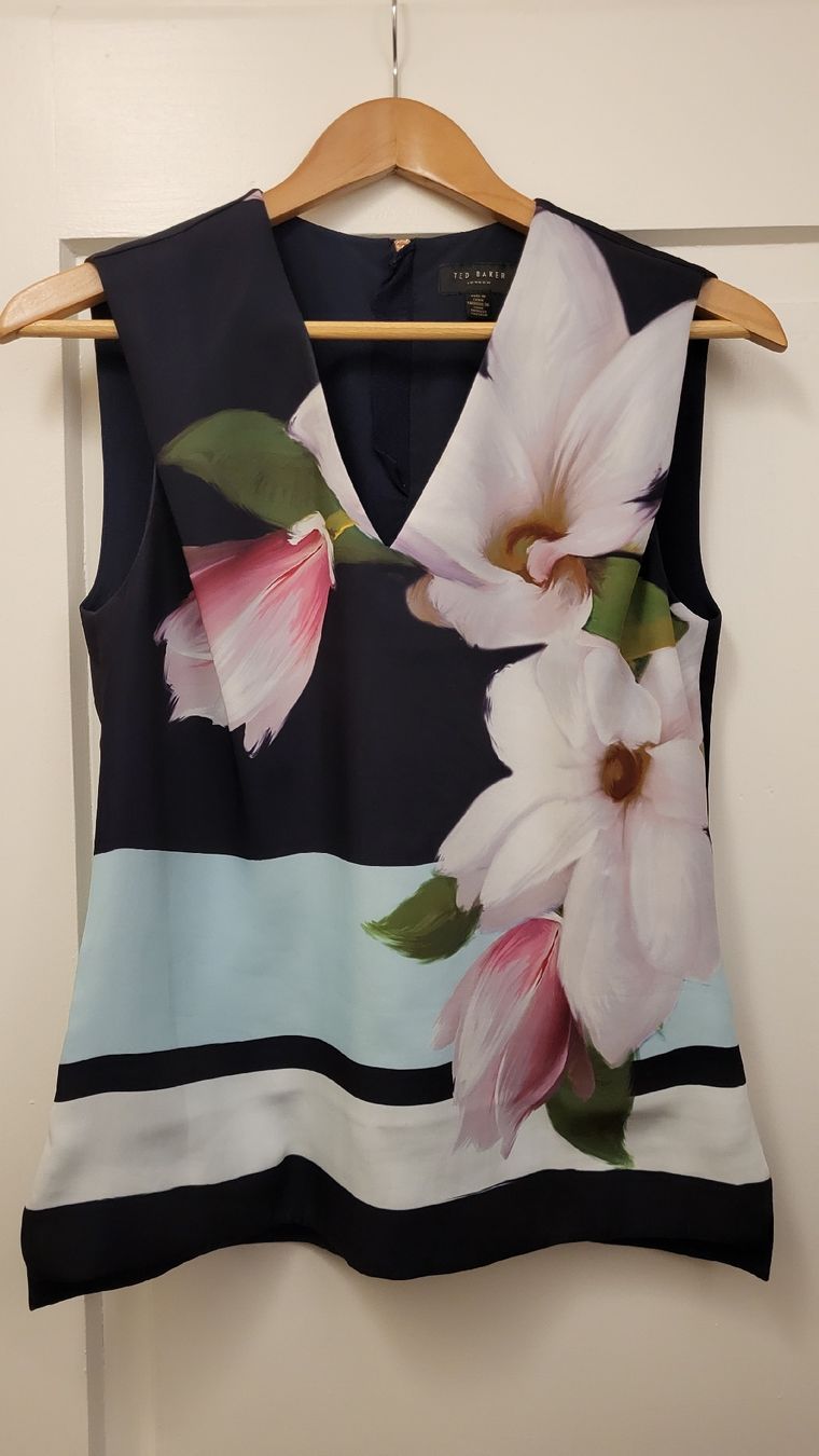 Ted Baker Camicette: Ted Baker Magnolia Blouse Size2 (Gr36/38) – Nuovo (secondo la descrizione) da Zürich venduto da tkind