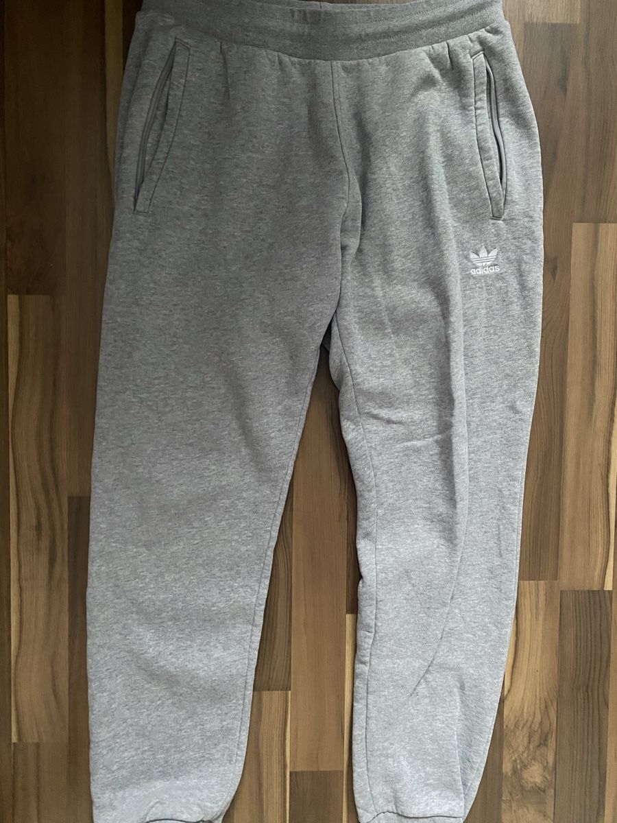 Adidas Pantaloni: Adidas Trainerhose, Grösse M – Usato da Zürich venduto da luk_jz5t