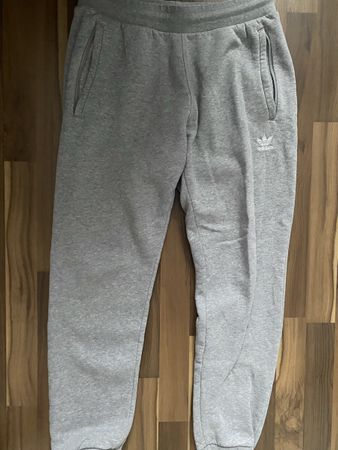 Adidas Trainerhose, Grösse M