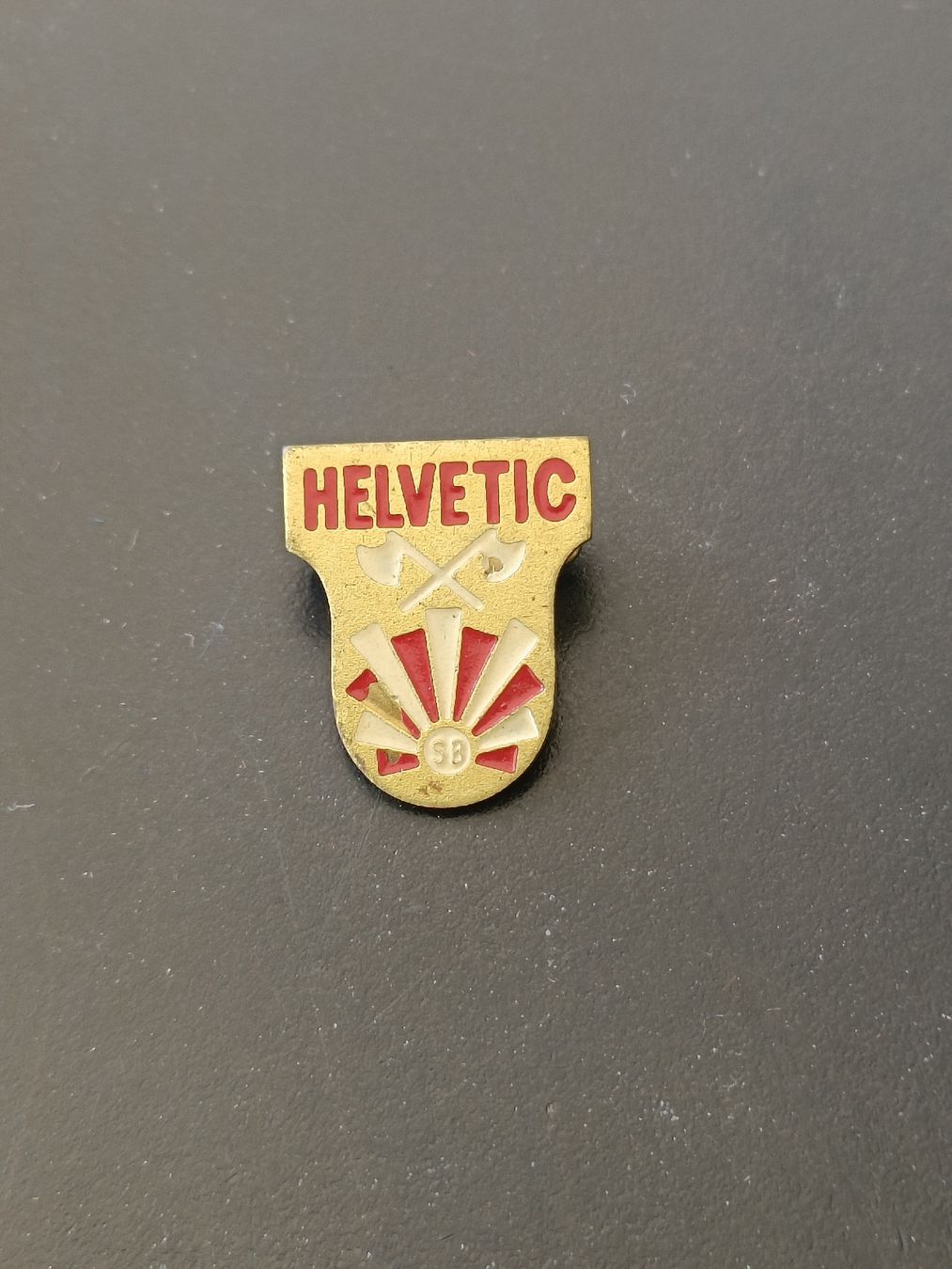 Placchette & Badge: Altes Abzeichen / HELVETIC - SB Ausgabe ca. 1950 – Usato da Brugg AG venduto da Ente015