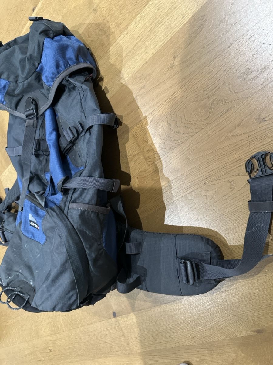 Rucksäcke: reiserucksack – Gebraucht aus Dozwil von muffling 3