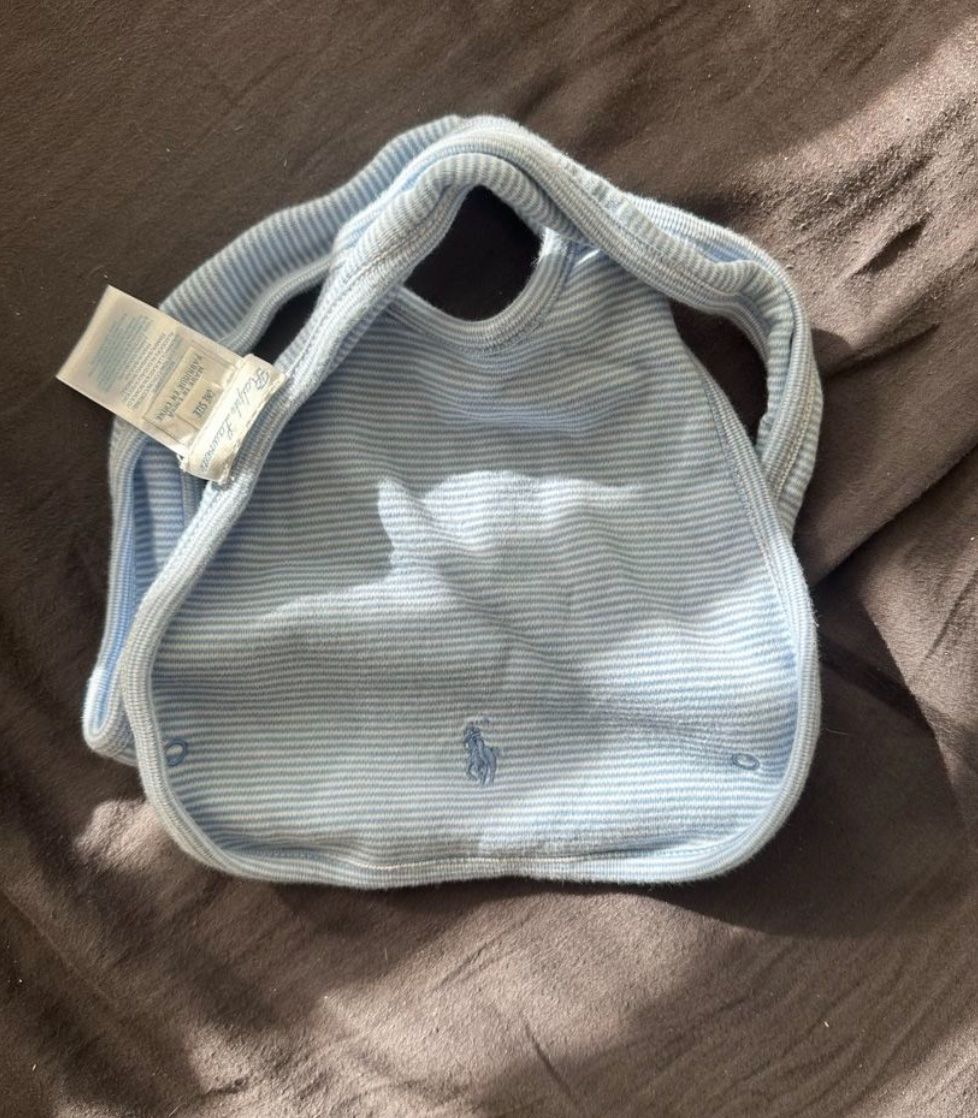 Pasti del neonato: Lätzchen Ralph Lauren – Usato da Zürich venduto da Rania68